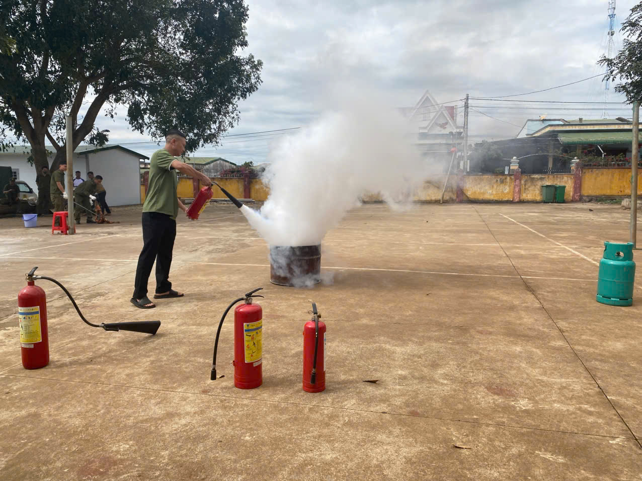 z6313855237907_174f074a3169d4ae5945ed92d8fa797c