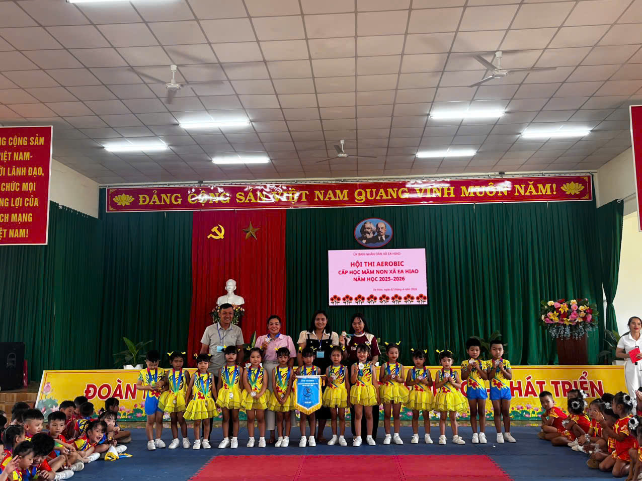 z7700211879498_a5b1138b63dc402589aadb87b519c1f9