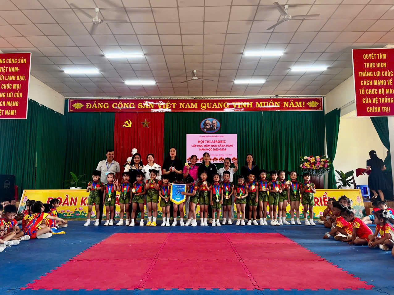 z7700211880239_6a3014415f8410c44c6331b40fce320e