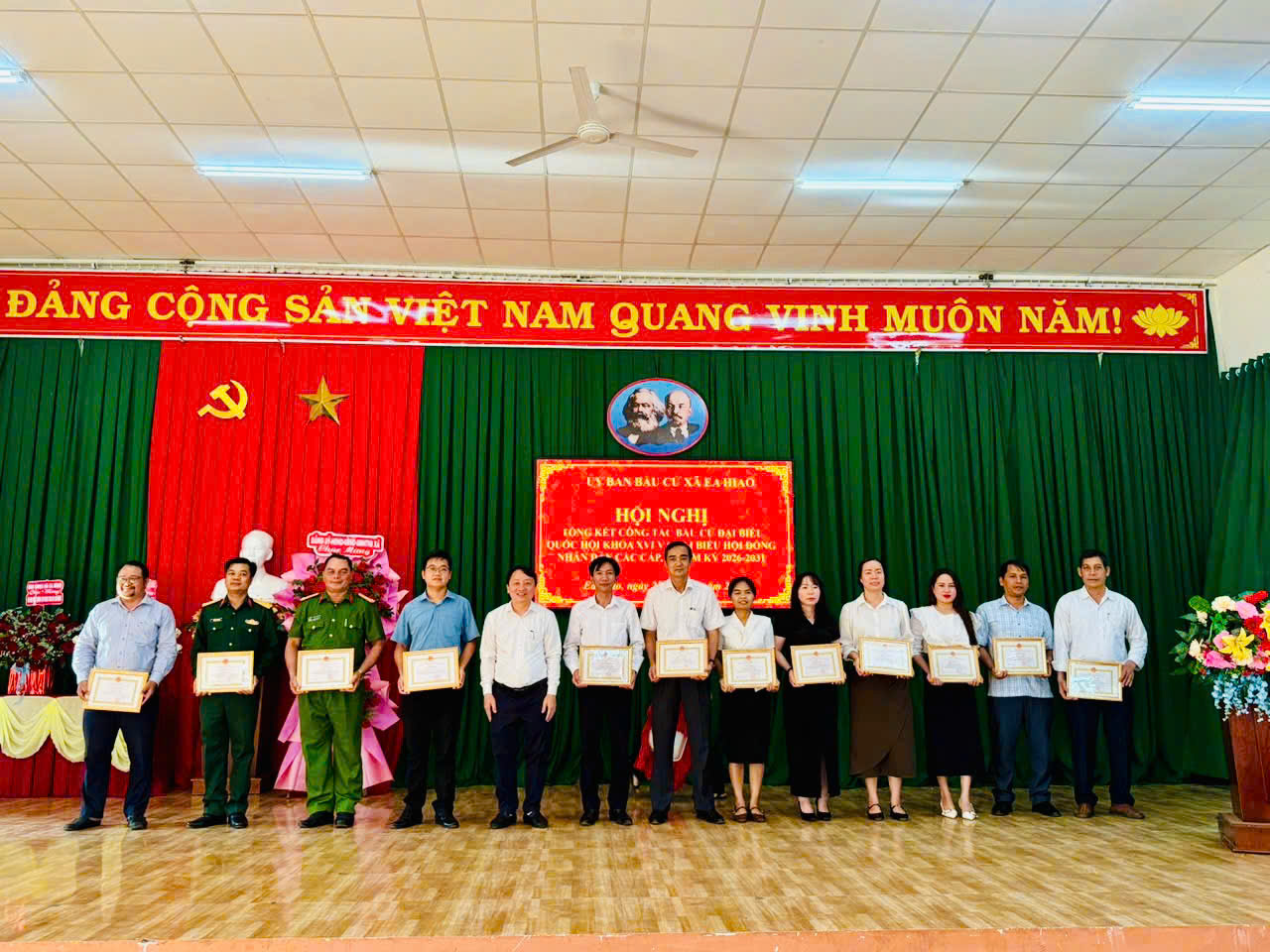 z7673034379290_99ed41b97b15cc082bc8a071174a8804