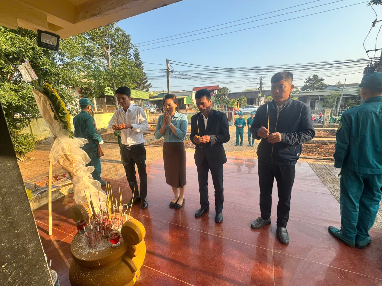 z7673397876748_a2fd70f5e3344e37a045880aa9e2df66