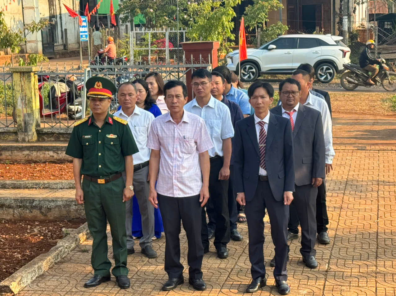 z7673397877059_e8ad24a49e61657b614a6d5f62d0a4eb