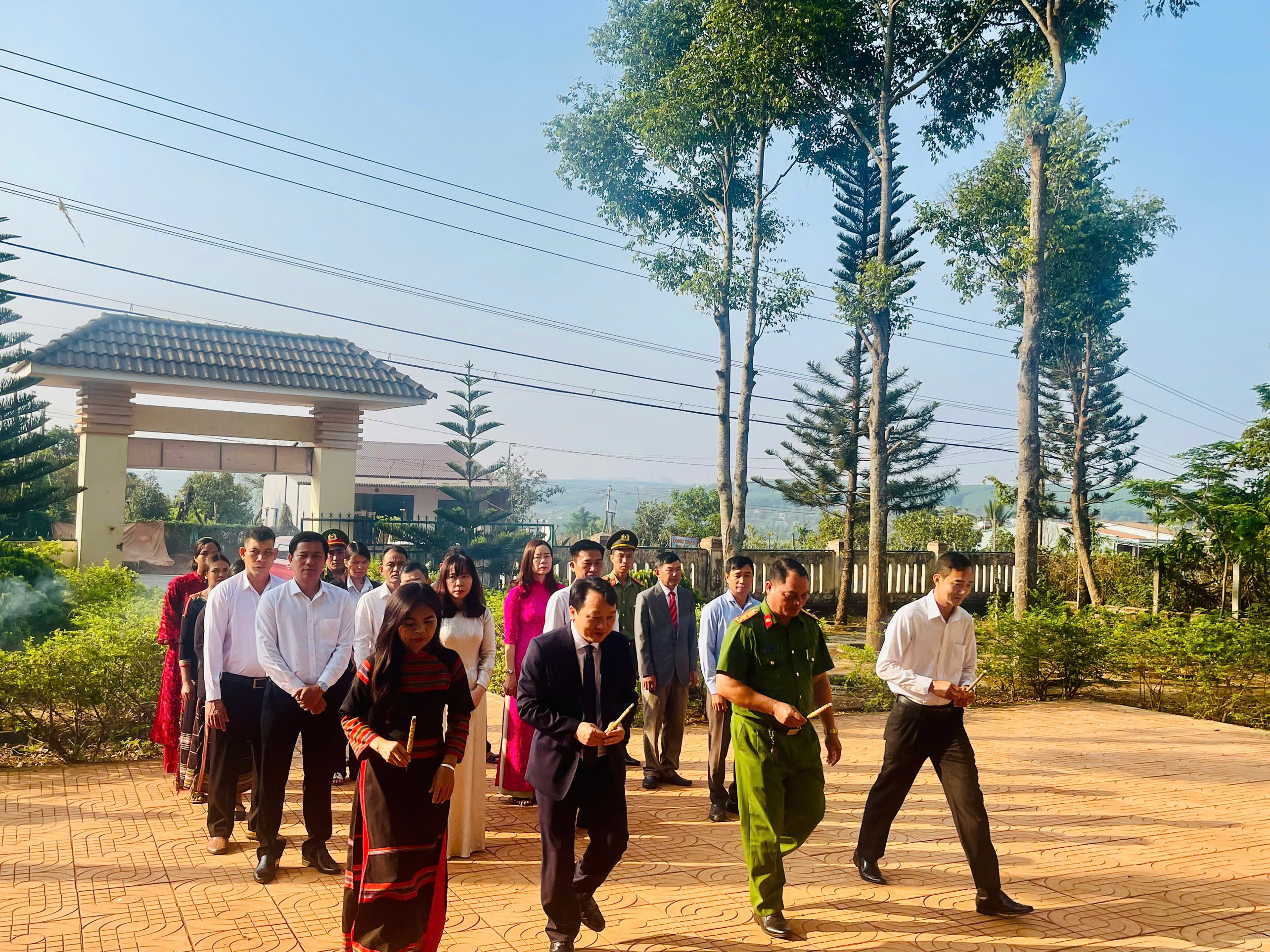 z7673451619643_92b1120a9048bdb14019f128889307e3