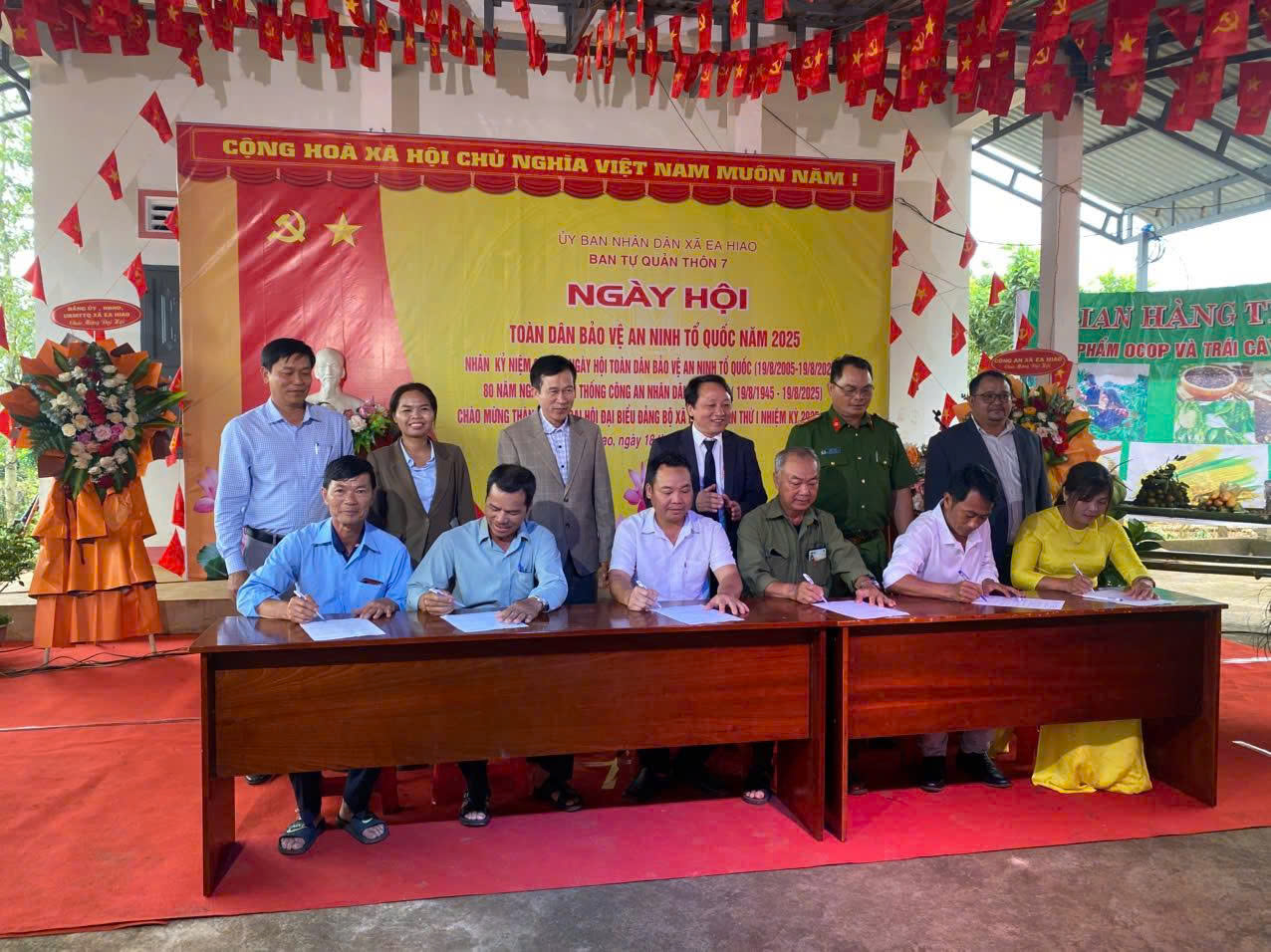 z6932406534126_c297418caf7c85d6c52804224841b8db