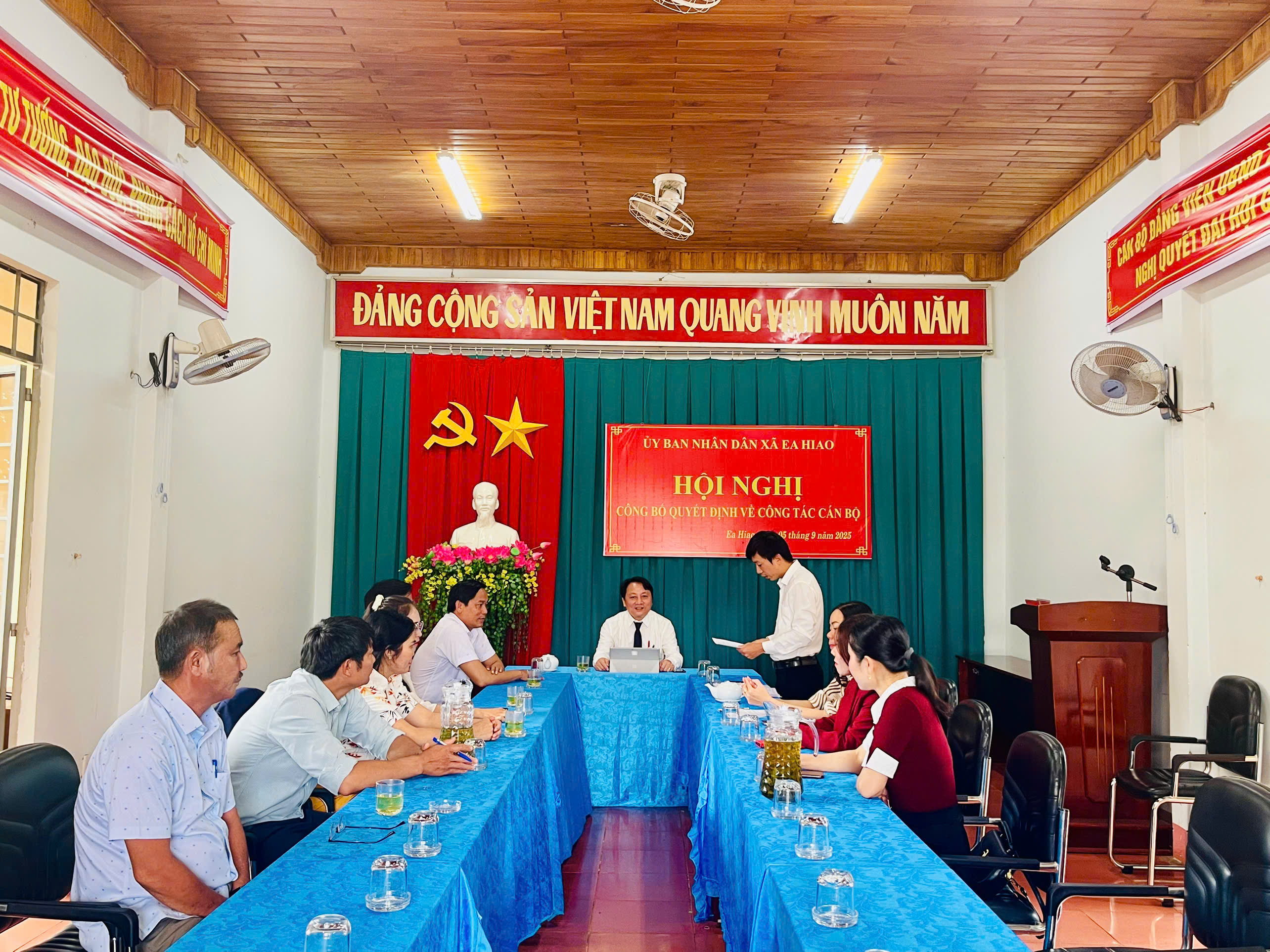 z6995342804347_fc1c4e7effba64fdf29963c8428f970a