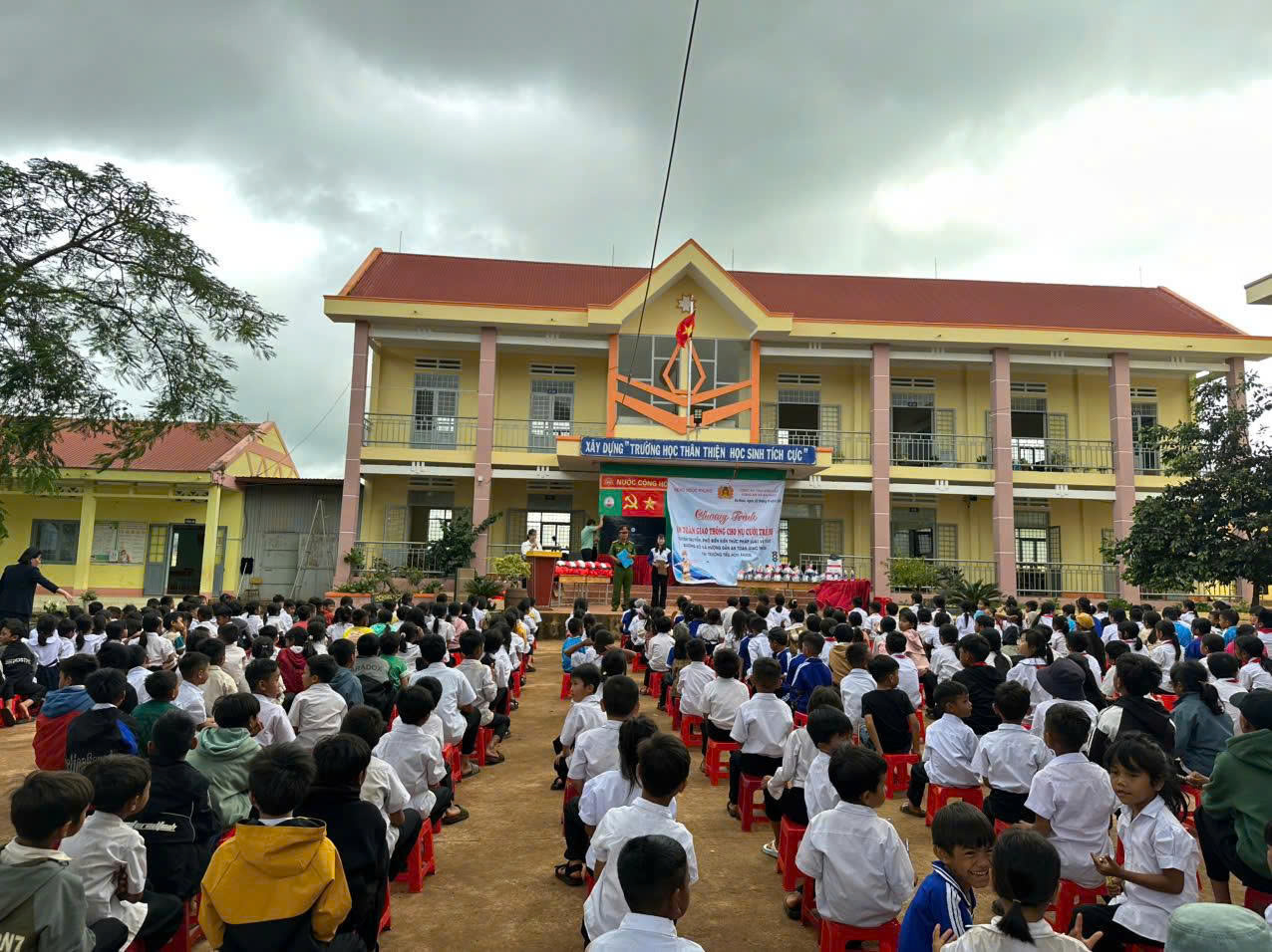 z7039365617599_33798dea08b34a6a25bc250b634f1fc0