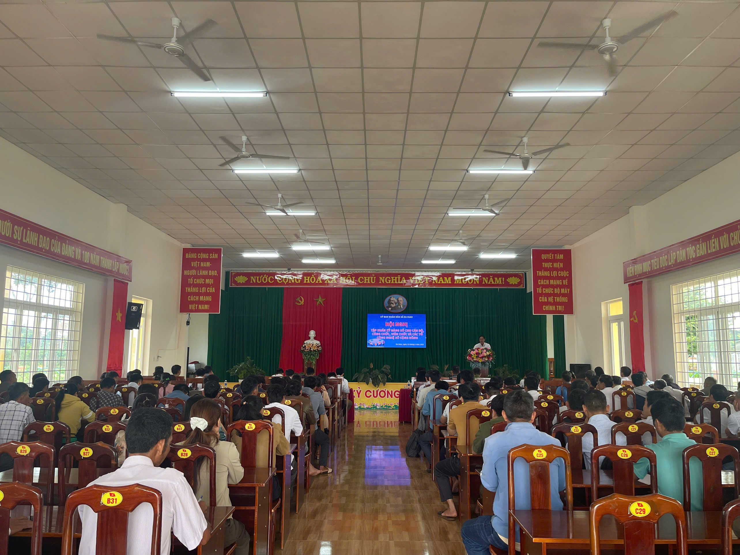 z7158921375065_3e0b6219e5035aa234e58aa91174b48e