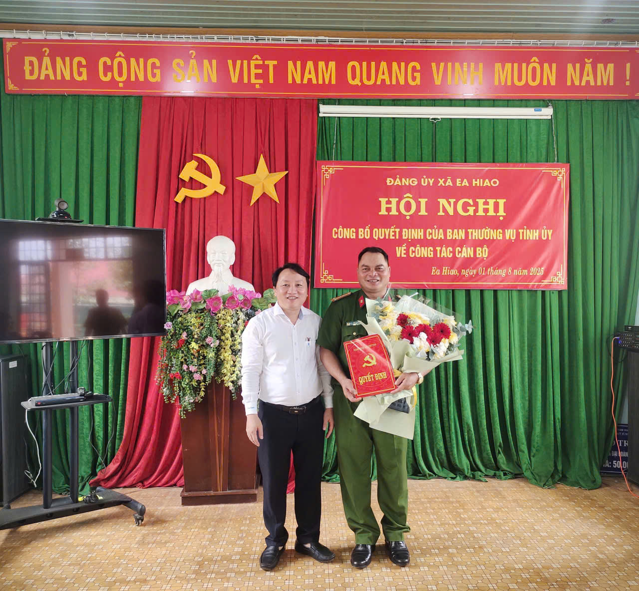 z6863020840258_f12cdd561951b6575cfc47cf1e547a90