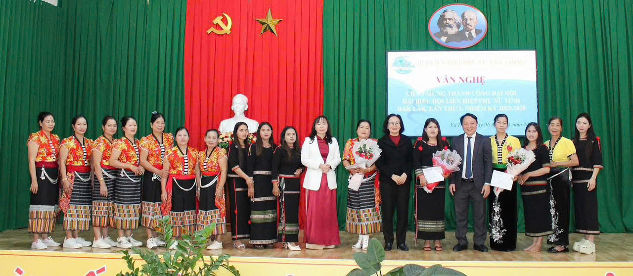 ĐẢNG BỘ XÃ EA HIAO TĂNG CƯỜNG LÃNH ĐẠO CÔNG TÁC DÂN TỘC, XÂY DỰNG KHỐI ĐẠI ĐOÀN KẾT TOÀN DÂN TỘC