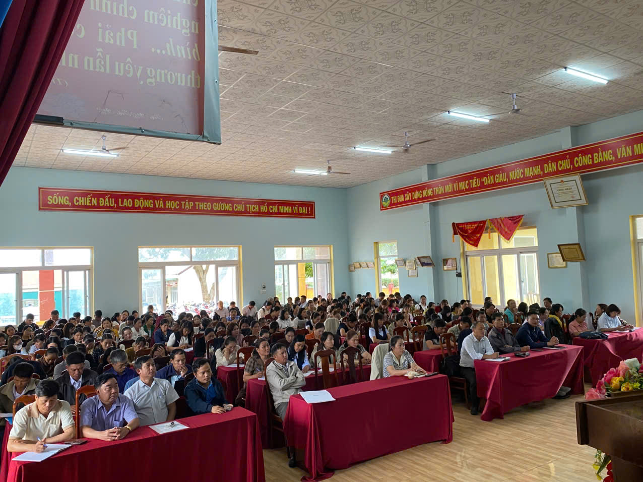 XÃ EA HIAO THAM GIA HỘI NGHỊ BỒI DƯỠNG CHÍNH TRỊ, CHUYÊN MÔN, NGHIỆP VỤ GIÁO DỤC NĂM HỌC 2026–2027