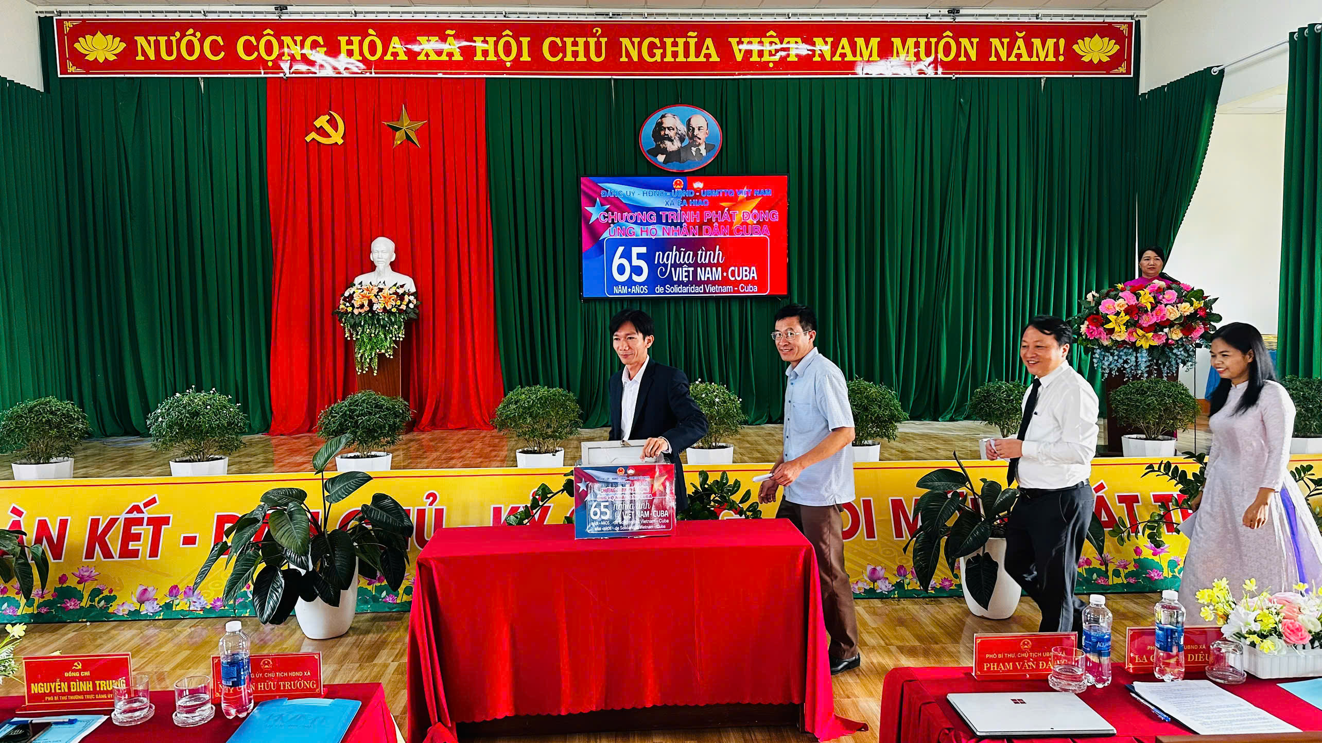 z6972273524693_a980d949a814f114732263a943f9734a